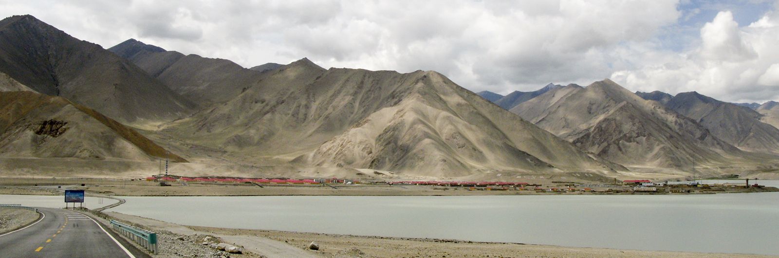 A travs del Pamir