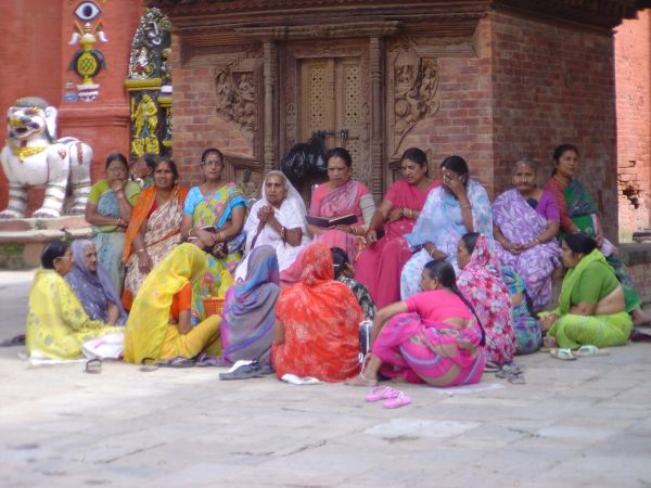 mujer nepal