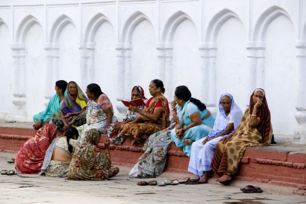 mujer nepal