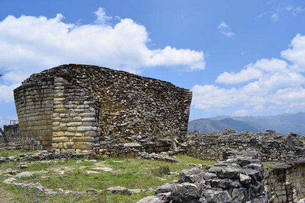 peru tumbas reales