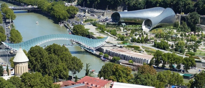 Parque Rike y nuevos teatros en Tiflis