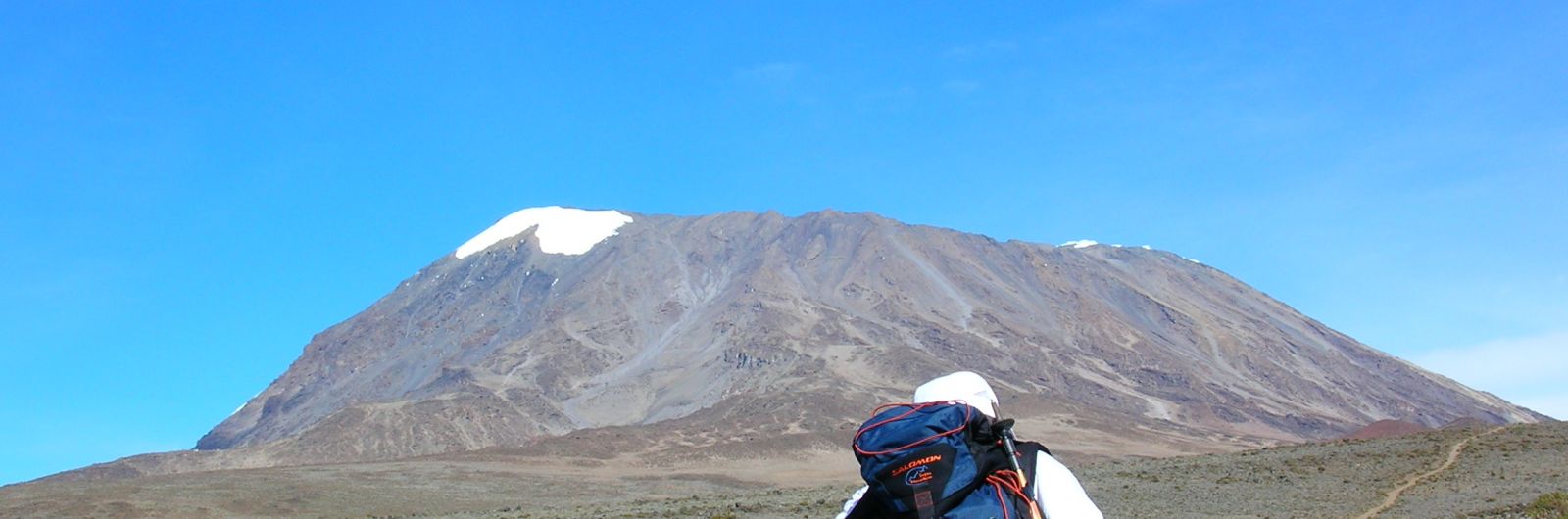 ascendiendo a Kibo Hut