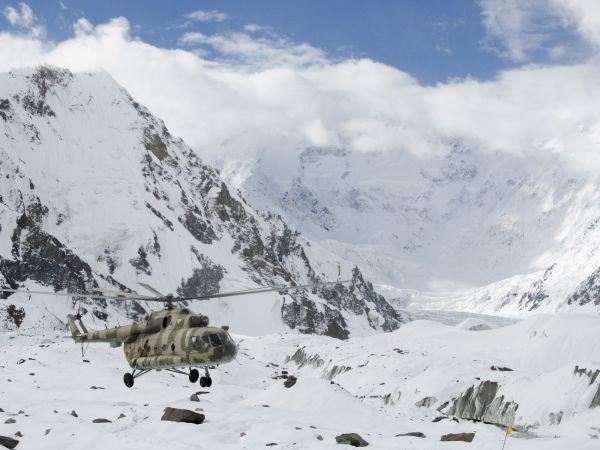 pico Khan Tengri