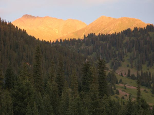 pico Khan Tengri