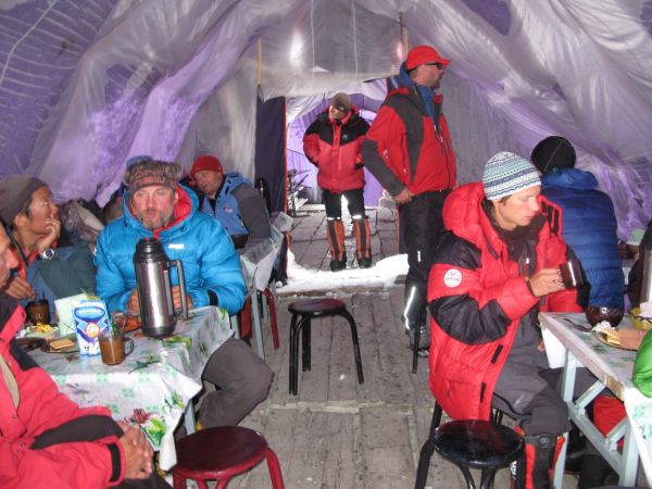 pico Khan Tengri