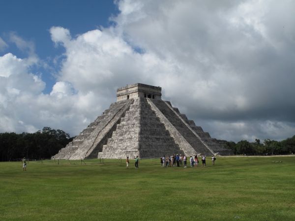 Espectacular el tamao de chichen itza