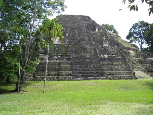 Espectacular el tamao de chichen itza
