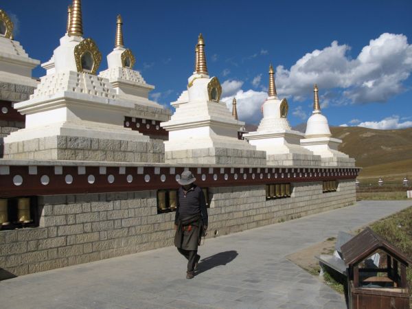monasterio Dzhonsaling